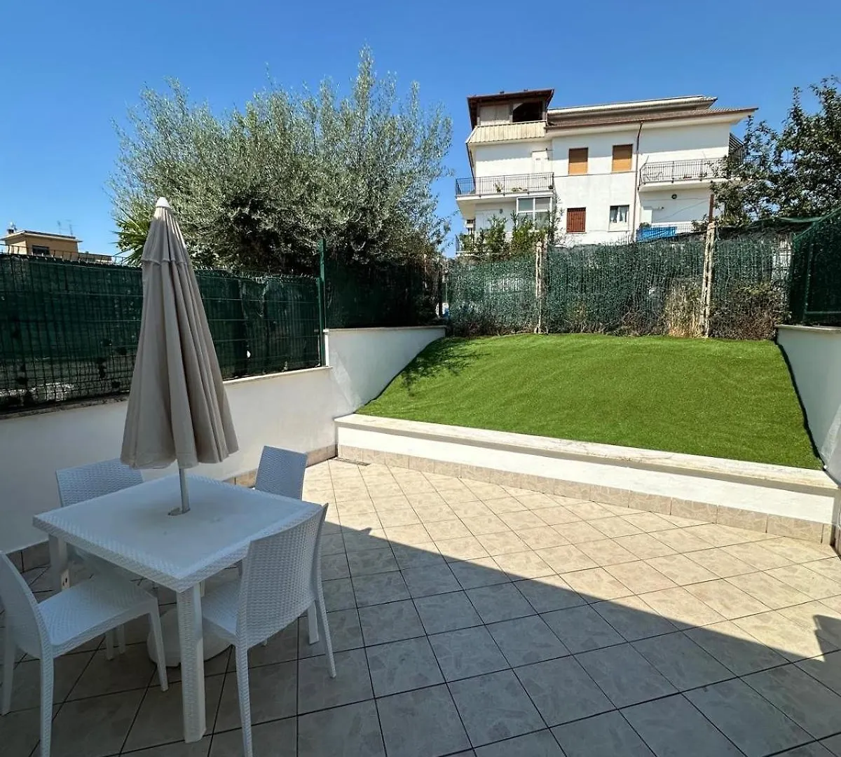 Appartamento A Schiera Con Patio Albano Laziale